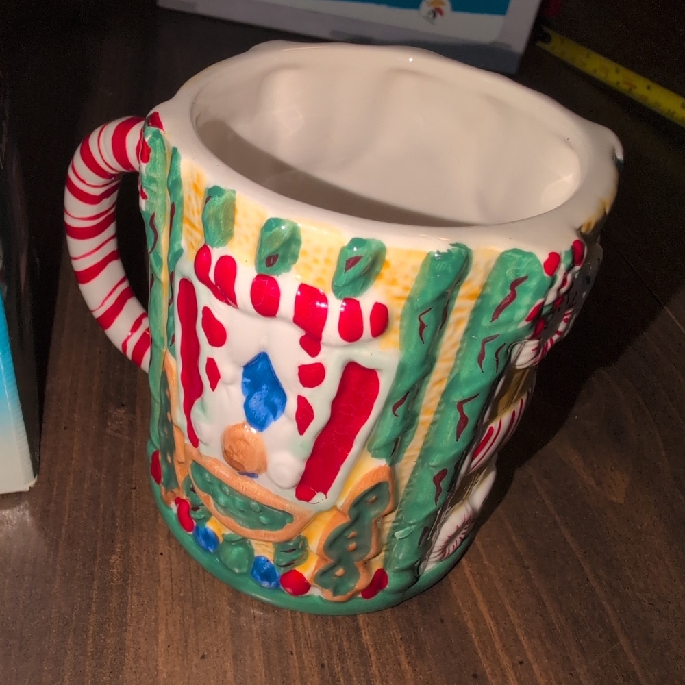 Candy House Mug - Picture 3 of 5
